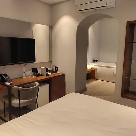 Hotel Royal Hayat Old Town